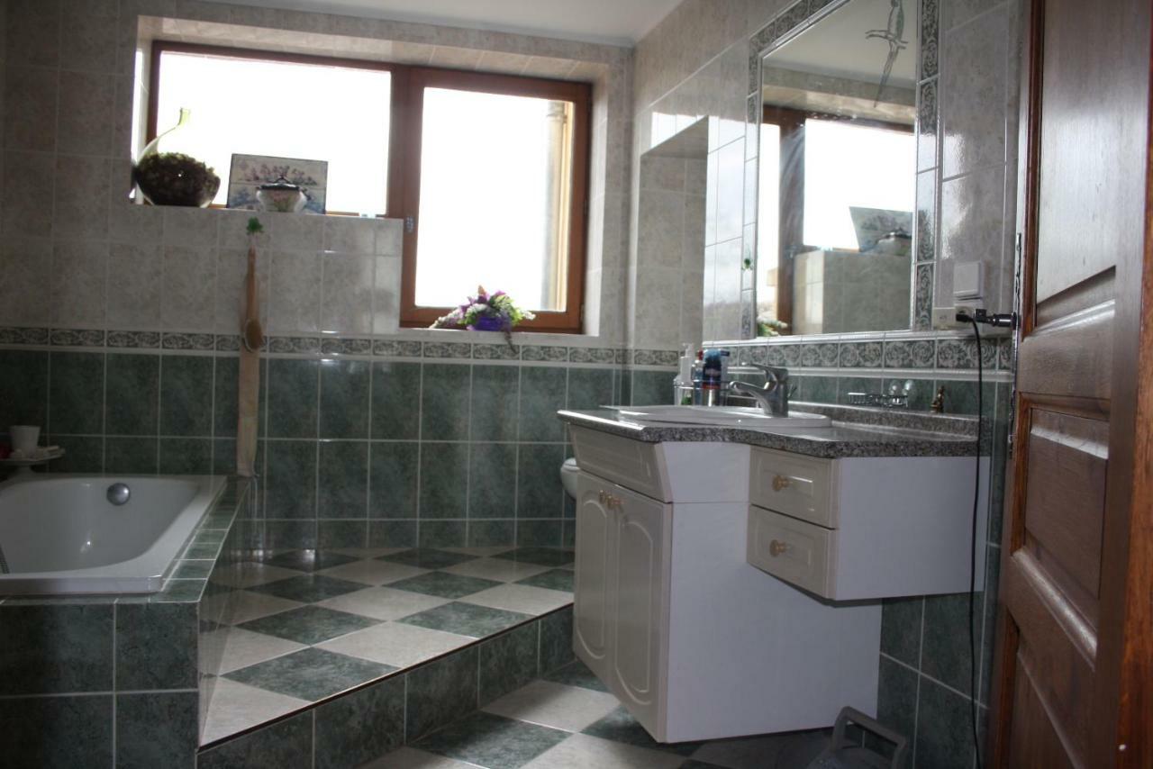 La Maison D'Ivona La Tour-de-Salvagny Dış mekan fotoğraf