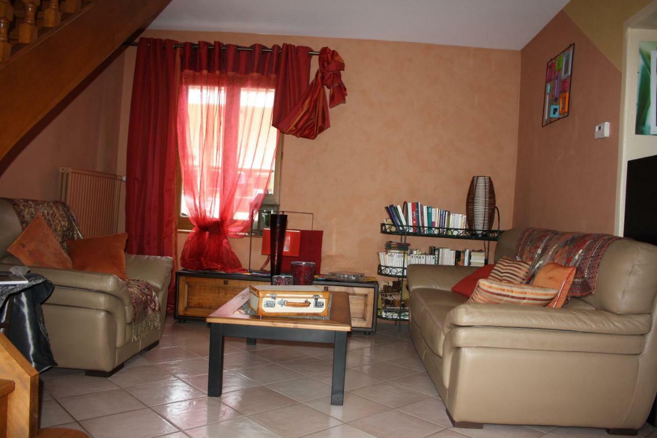 La Maison D'Ivona La Tour-de-Salvagny Dış mekan fotoğraf